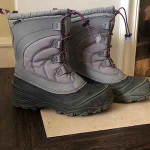 Kids North Face Snow Boots Size 5